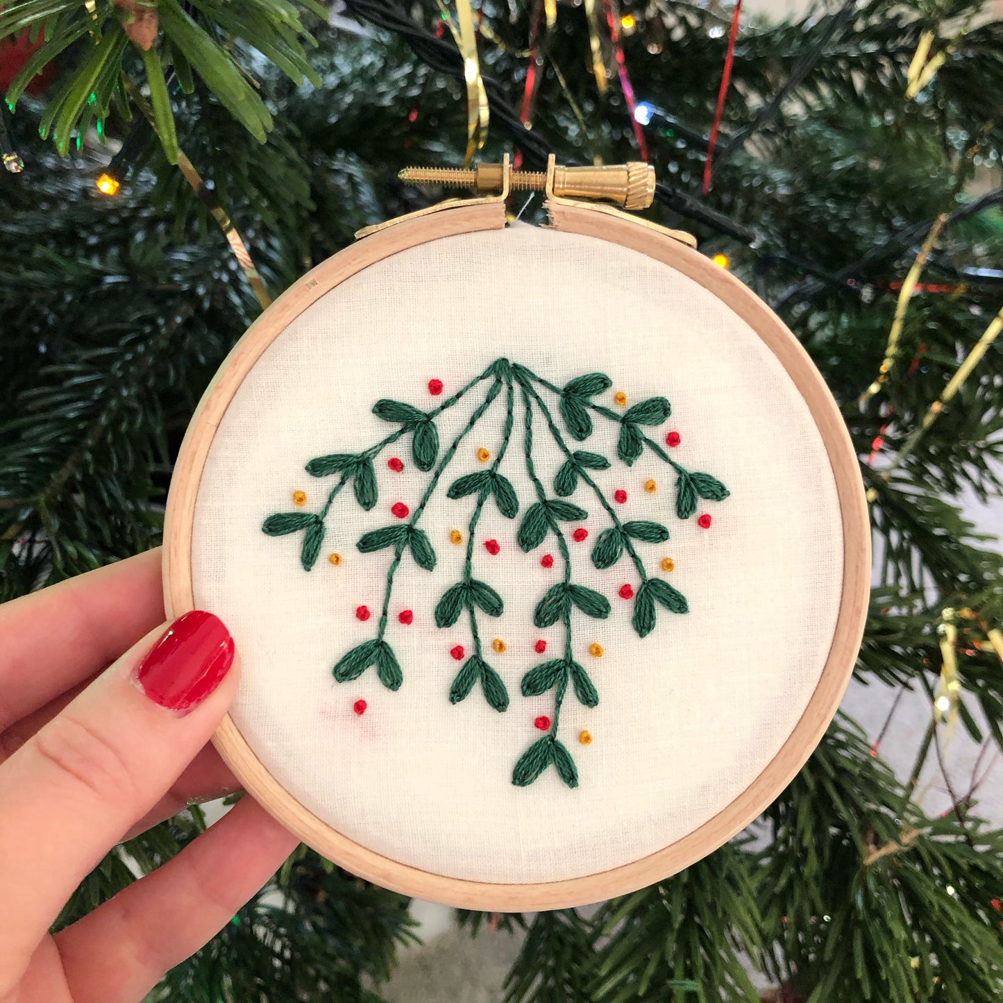 Christmas Mistletoe Hand Embroidery Hoop